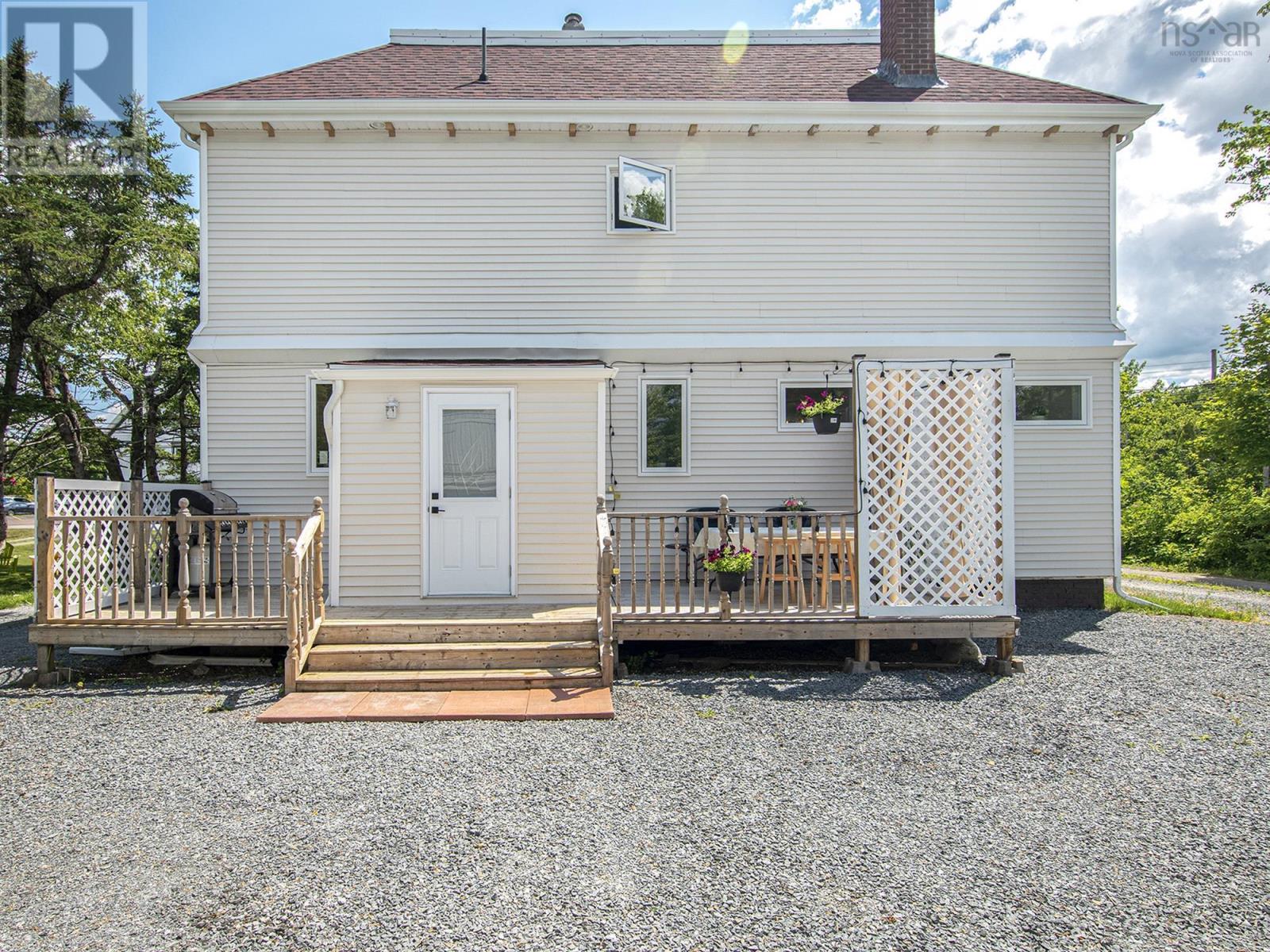2790 Highway 2 Property Photo 30