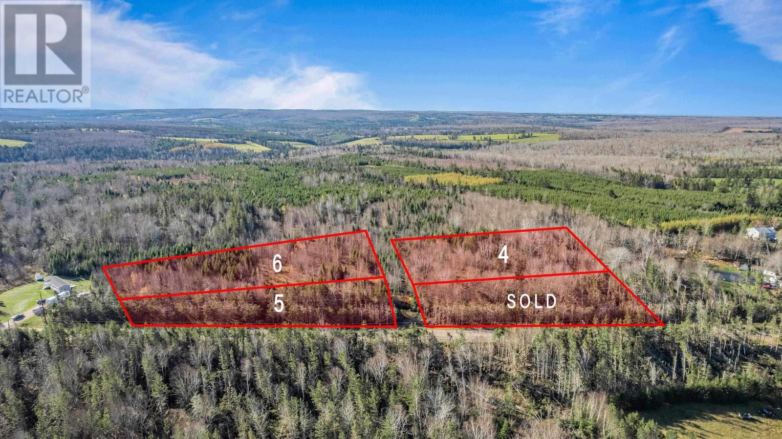 Acreage Pe-225 Property Photo 3