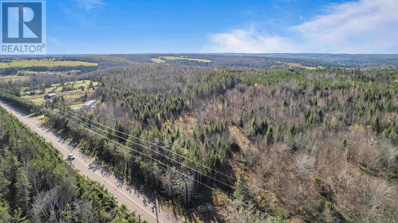 Acreage Pe-225 Property Photo 7