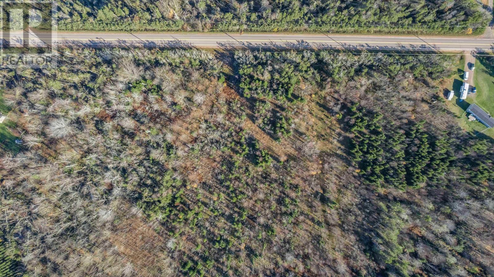Acreage Pe-225 Property Photo 8