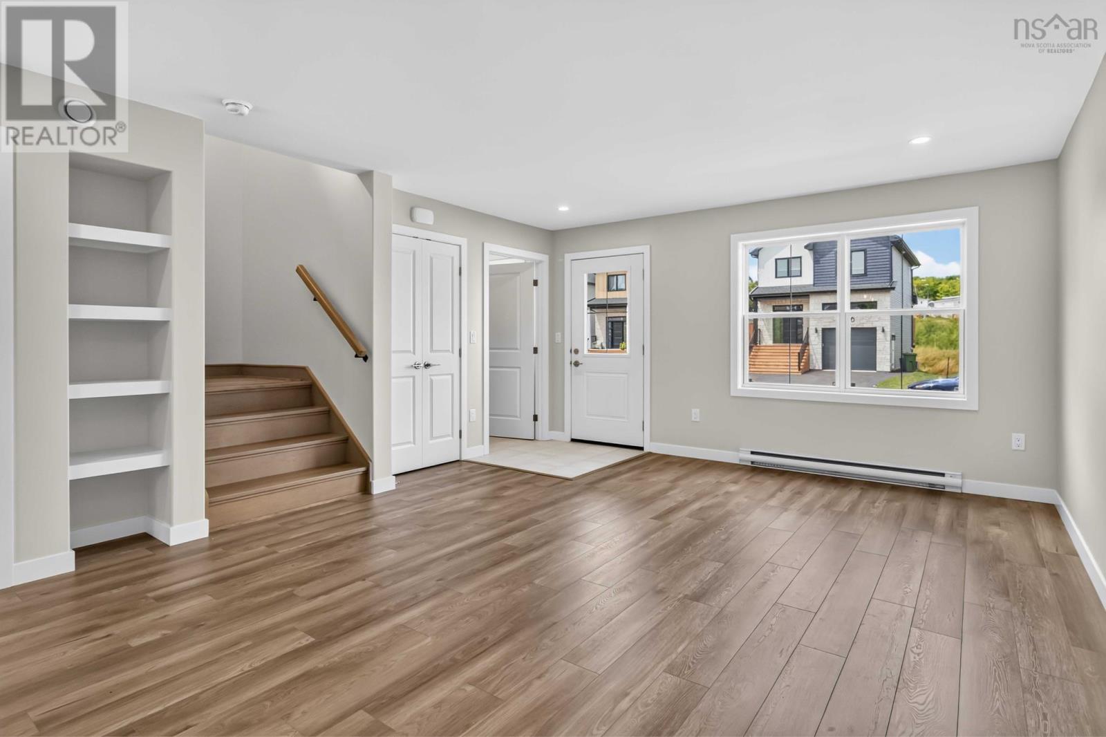 Da-59 201 Darner Drive Property Photo 4