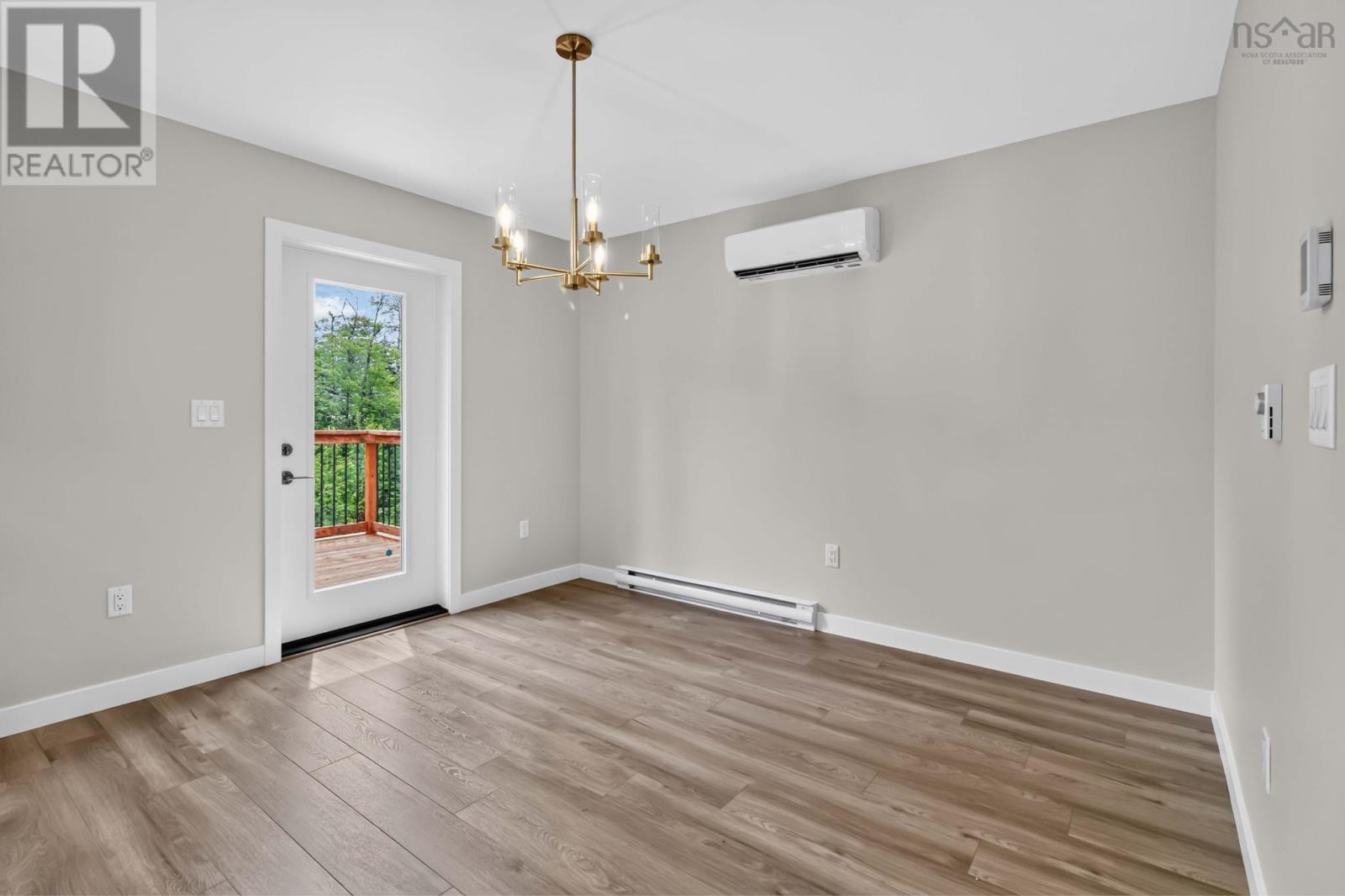 Da-59 201 Darner Drive Property Photo 8