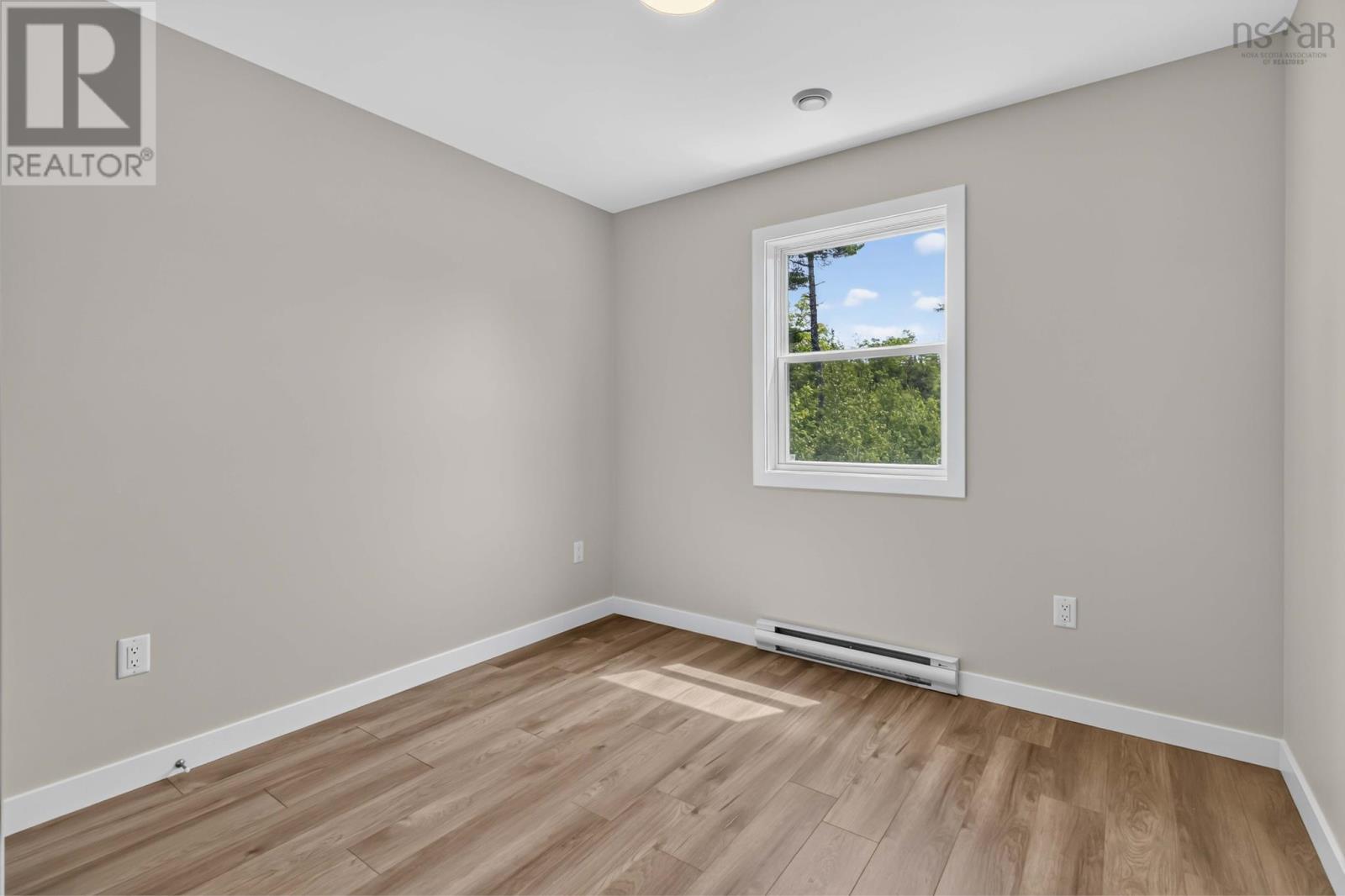 Da-59 201 Darner Drive Property Photo 18