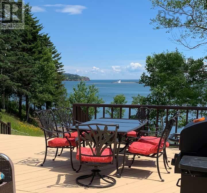 146 Pinky Creek Road Property Photo 1