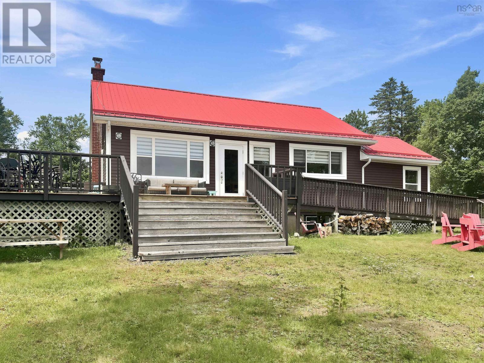 146 Pinky Creek Road Property Photo 3