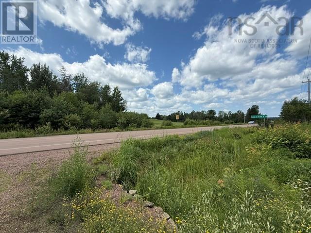 Highway 6 Property Photo 11