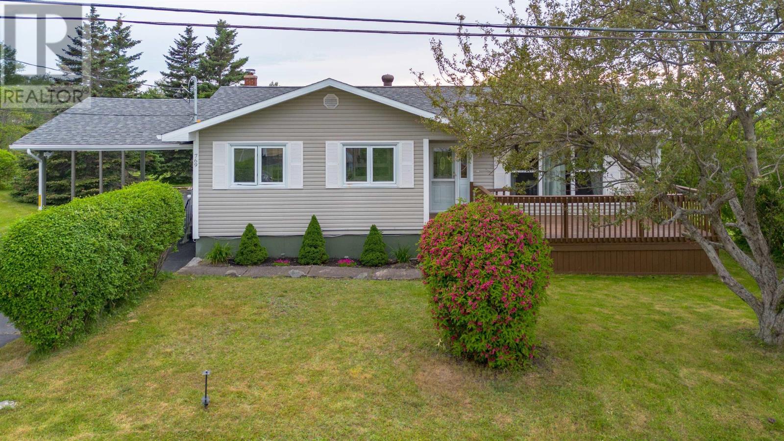 769 Heelan Street Property Photo 1