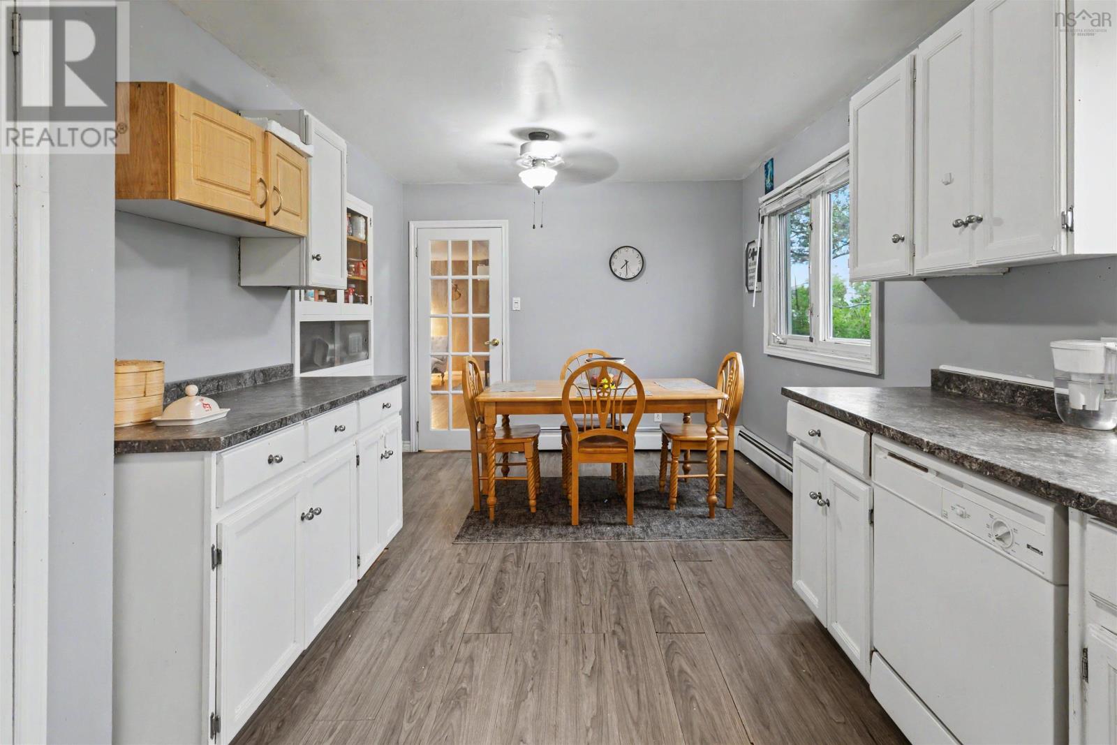 769 Heelan Street Property Photo 18