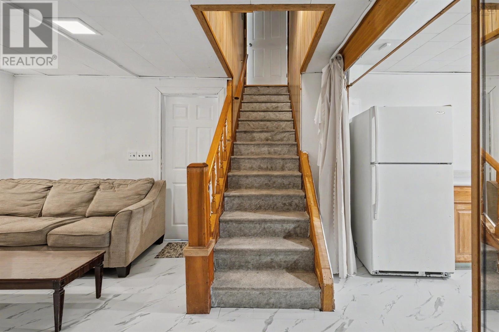 769 Heelan Street Property Photo 32