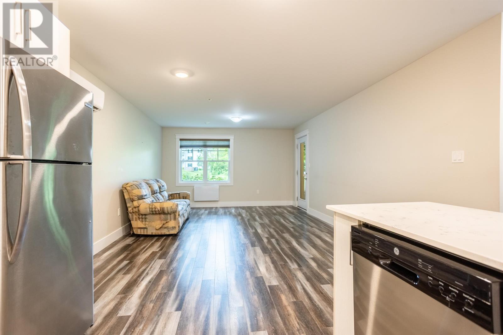 105 29 Stratford Road Property Photo 6