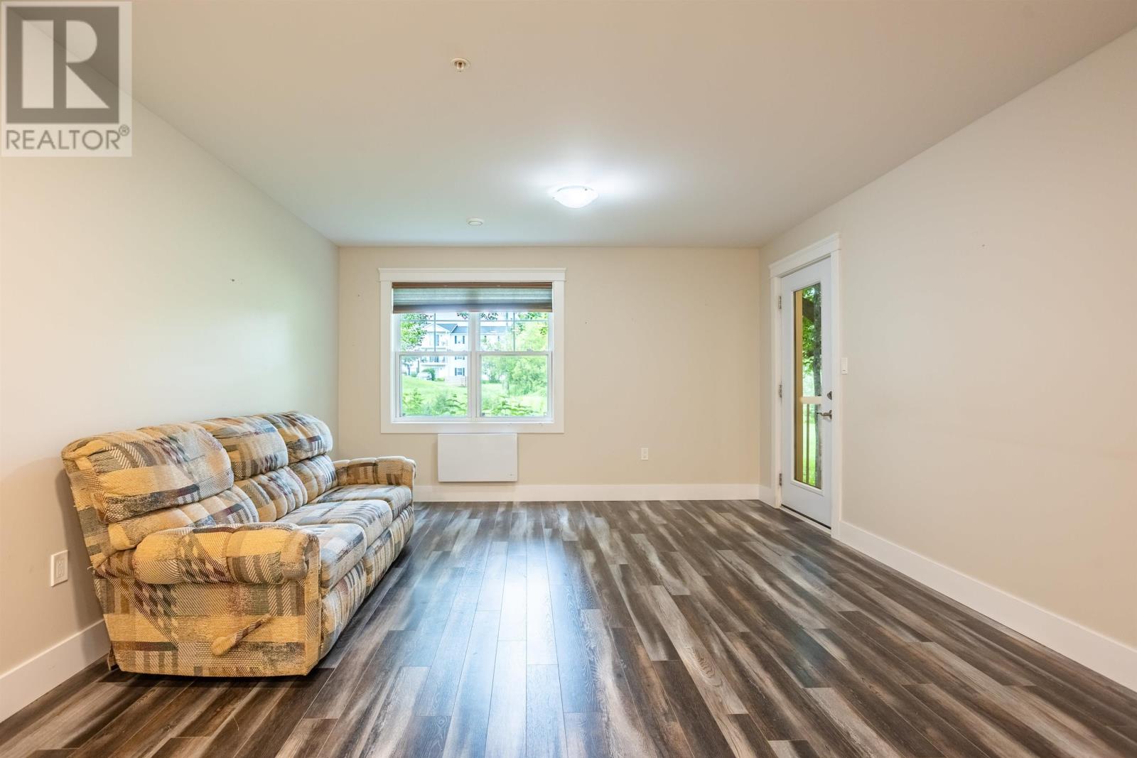 105 29 Stratford Road Property Photo 7