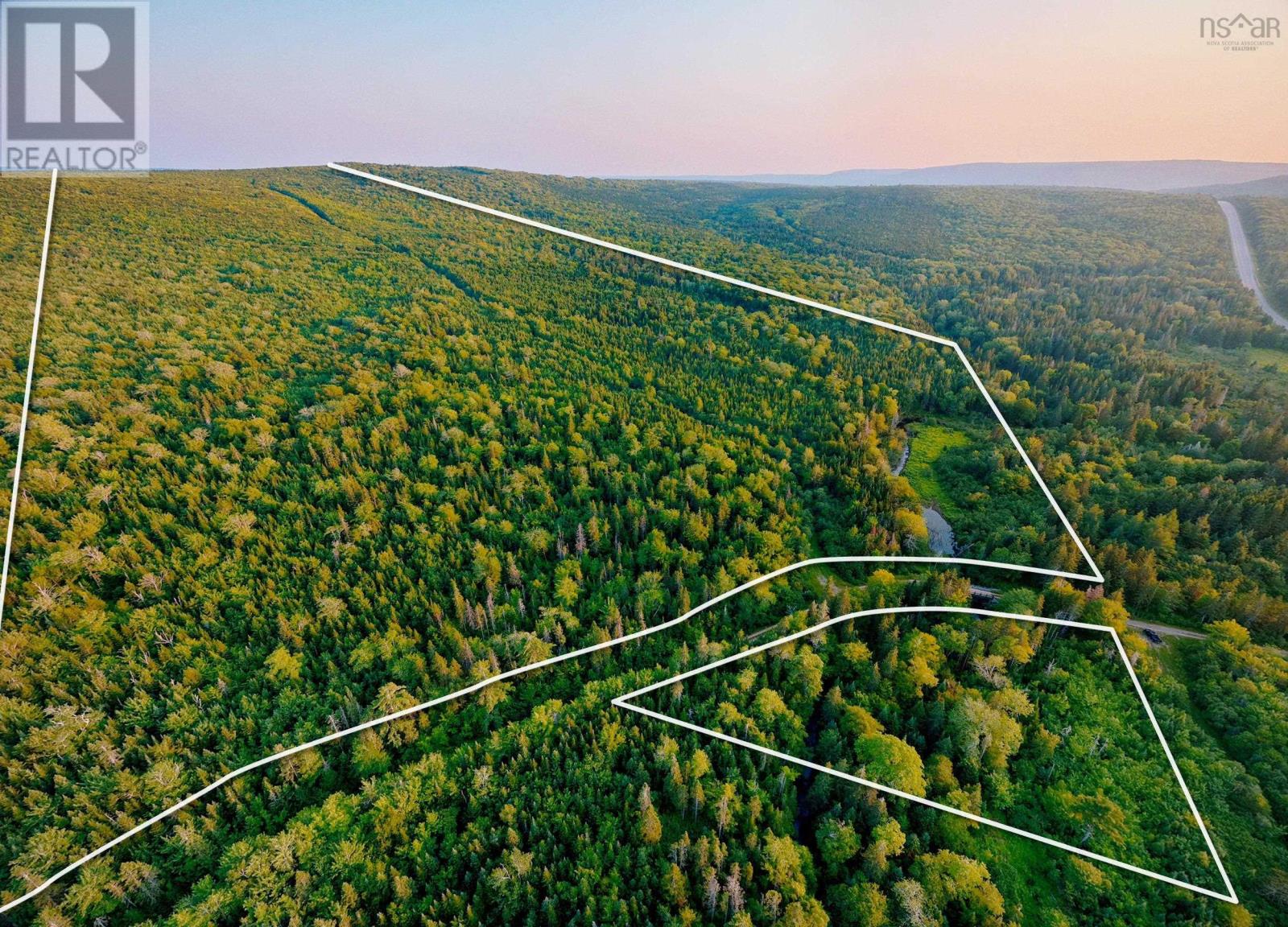 Maclennan Road Property Photo 6