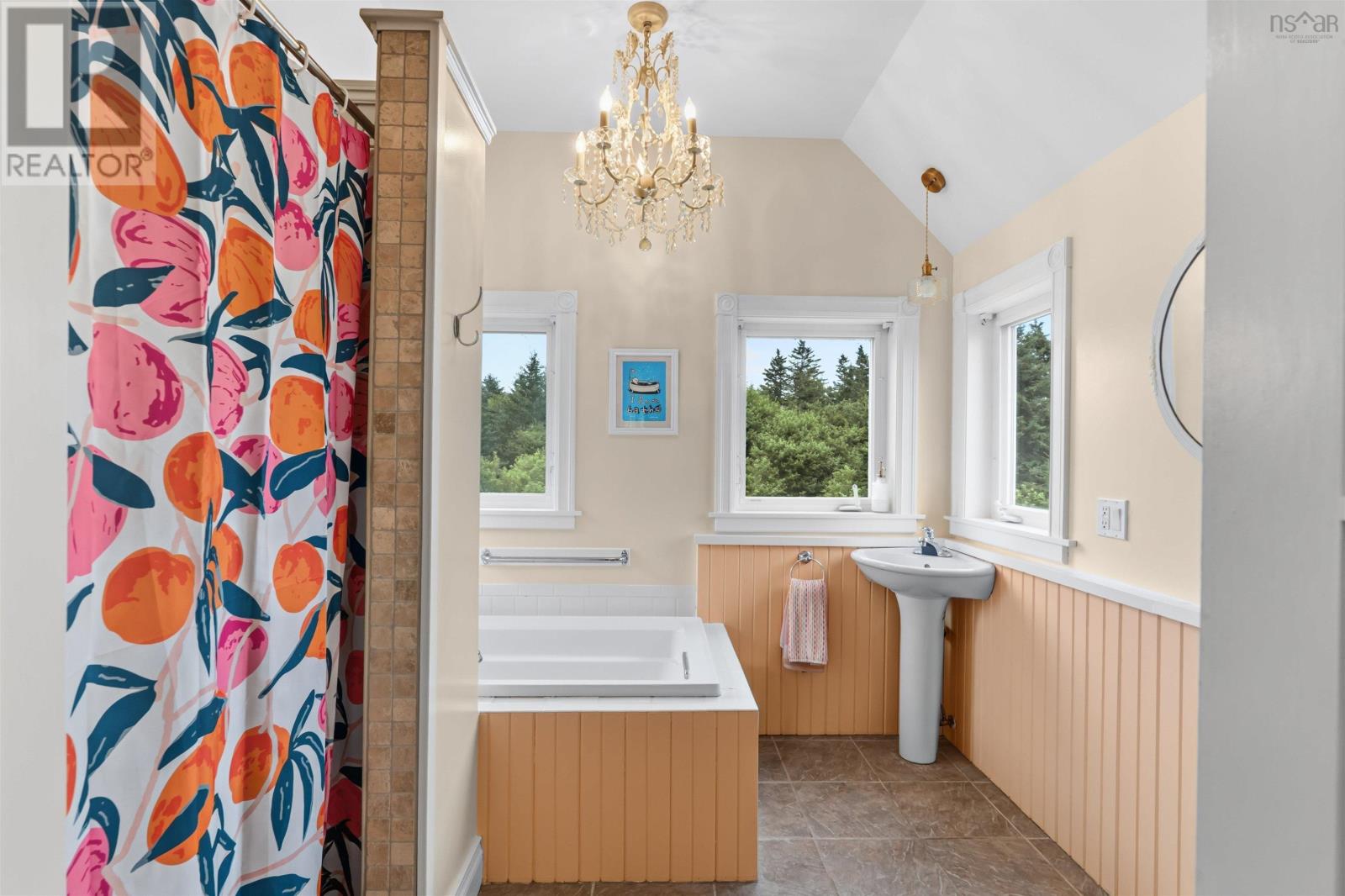 1127 Feltzen South Road Property Photo 40