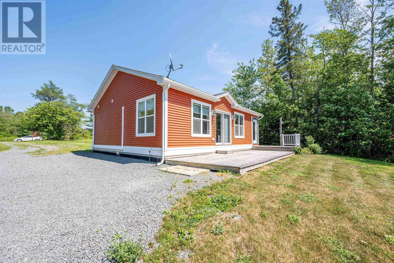 60 Long Lake Road Property Photo 5