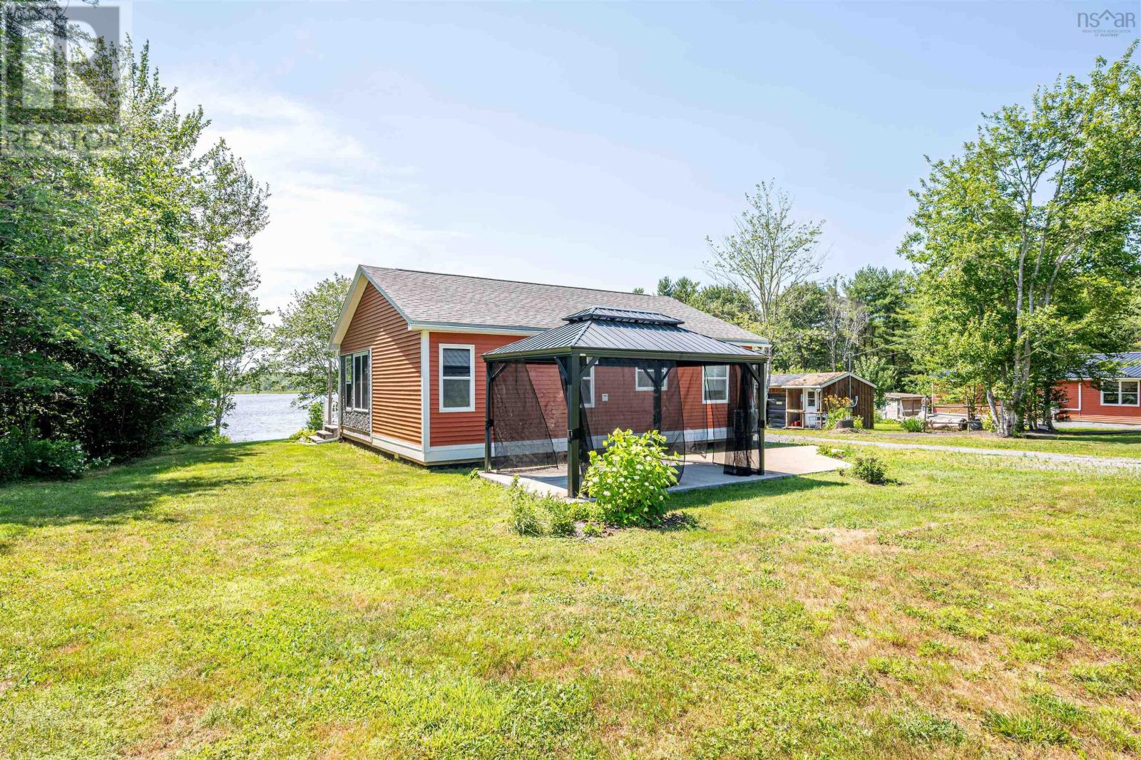 60 Long Lake Road Property Photo 8