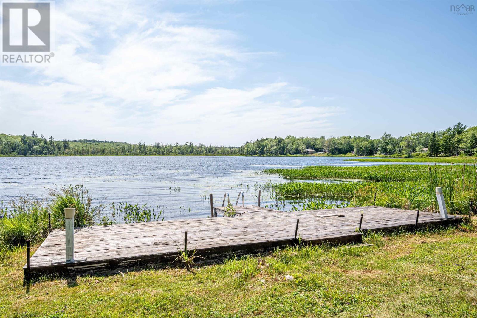 60 Long Lake Road Property Photo 14
