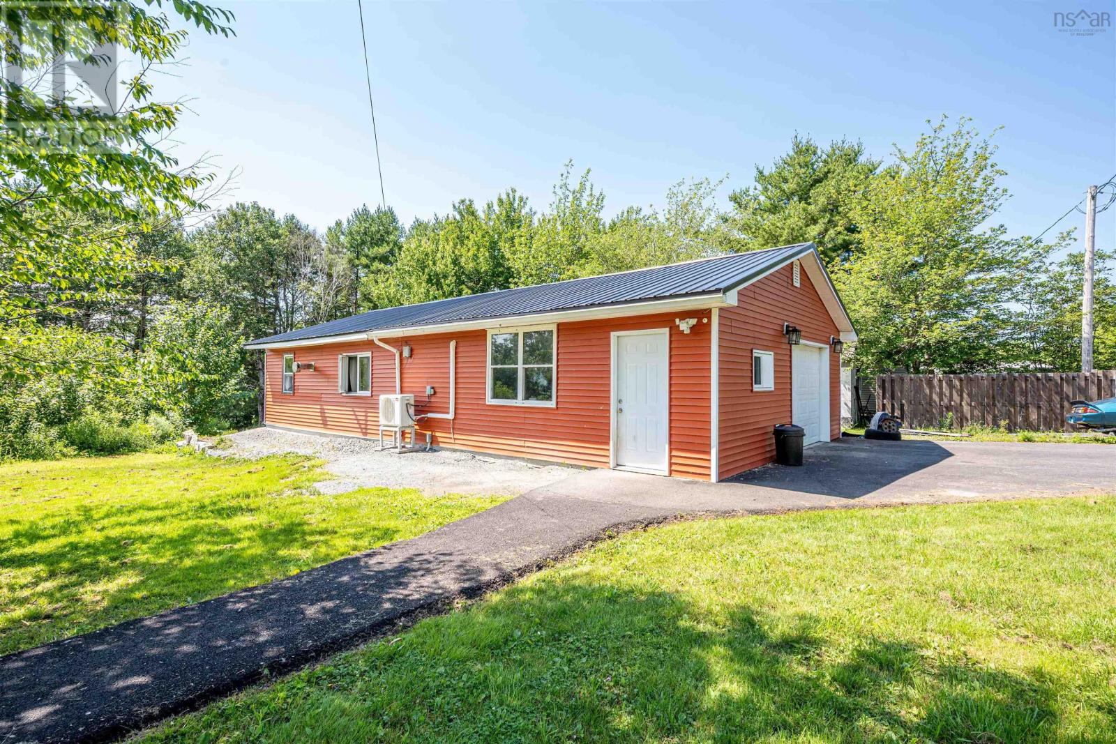 60 Long Lake Road Property Photo 17