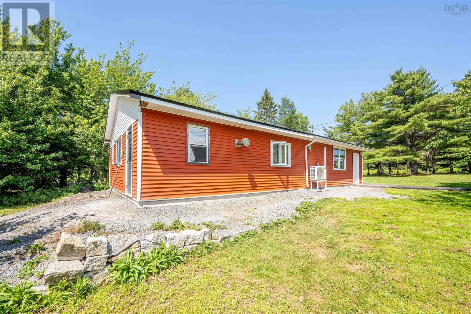 60 Long Lake Road Property Photo 21