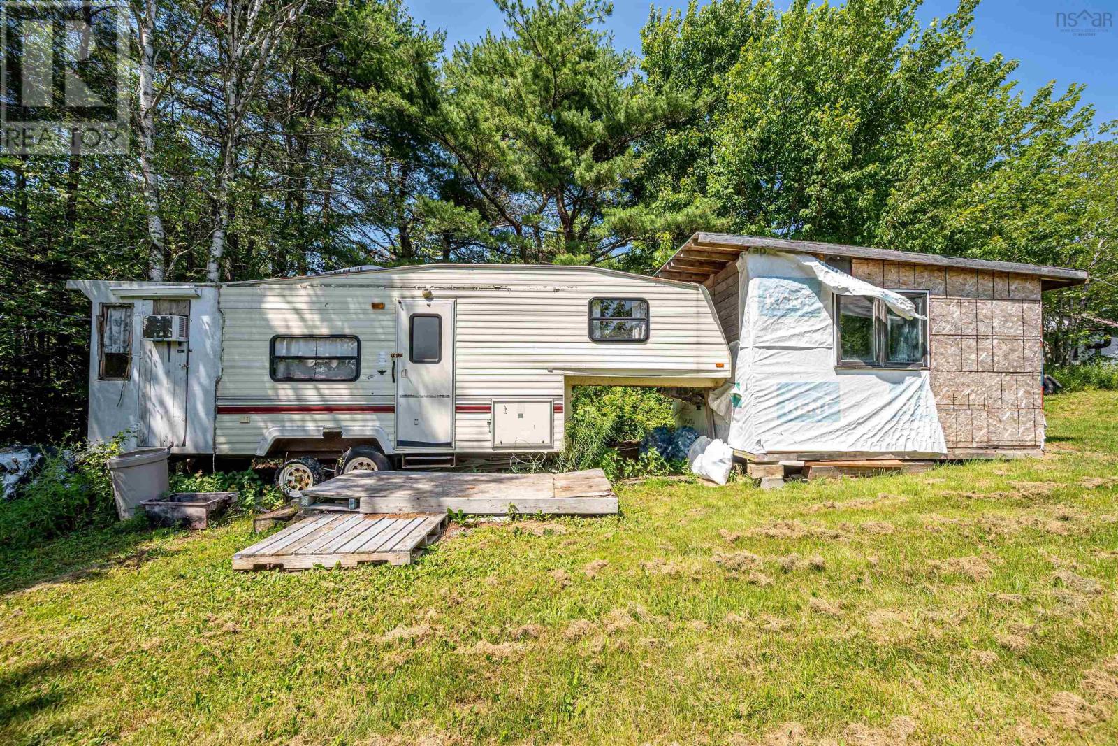 60 Long Lake Road Property Photo 23