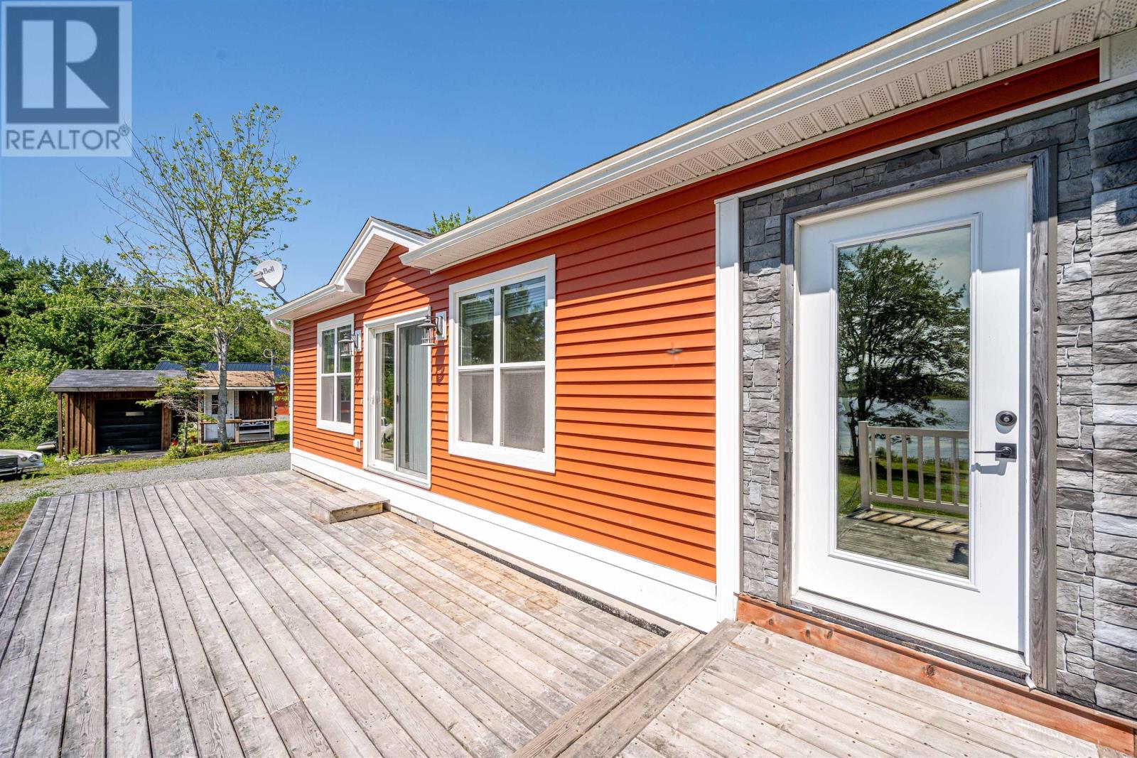 60 Long Lake Road Property Photo 26