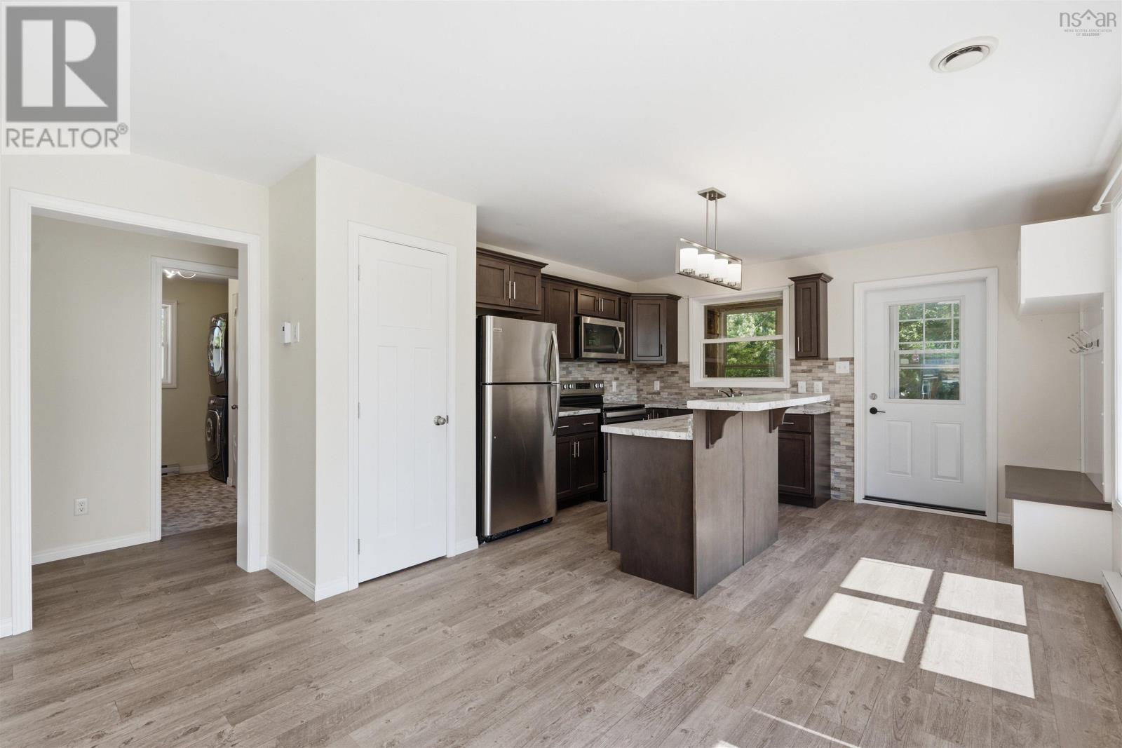 60 Long Lake Road Property Photo 41