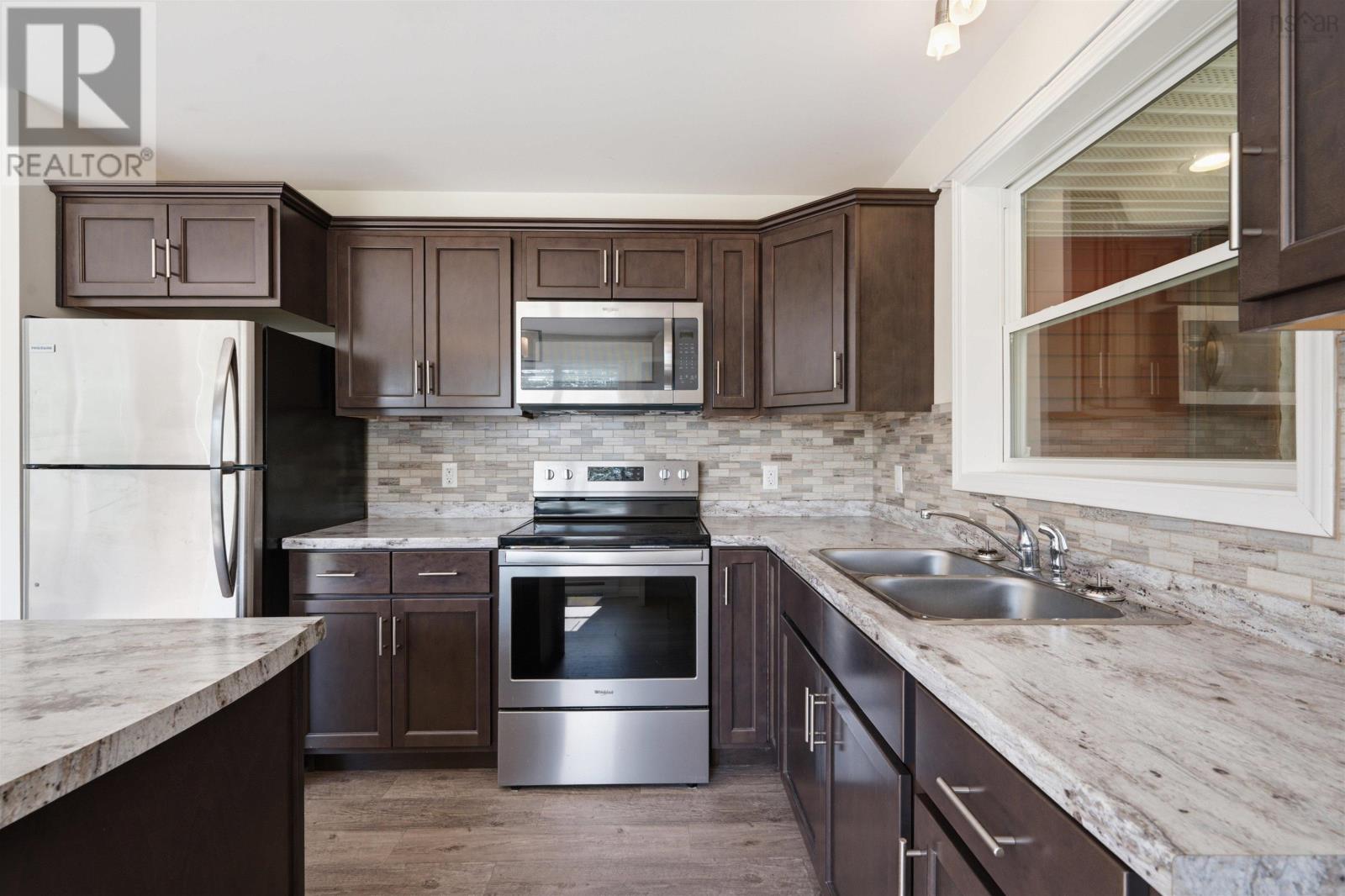 60 Long Lake Road Property Photo 43