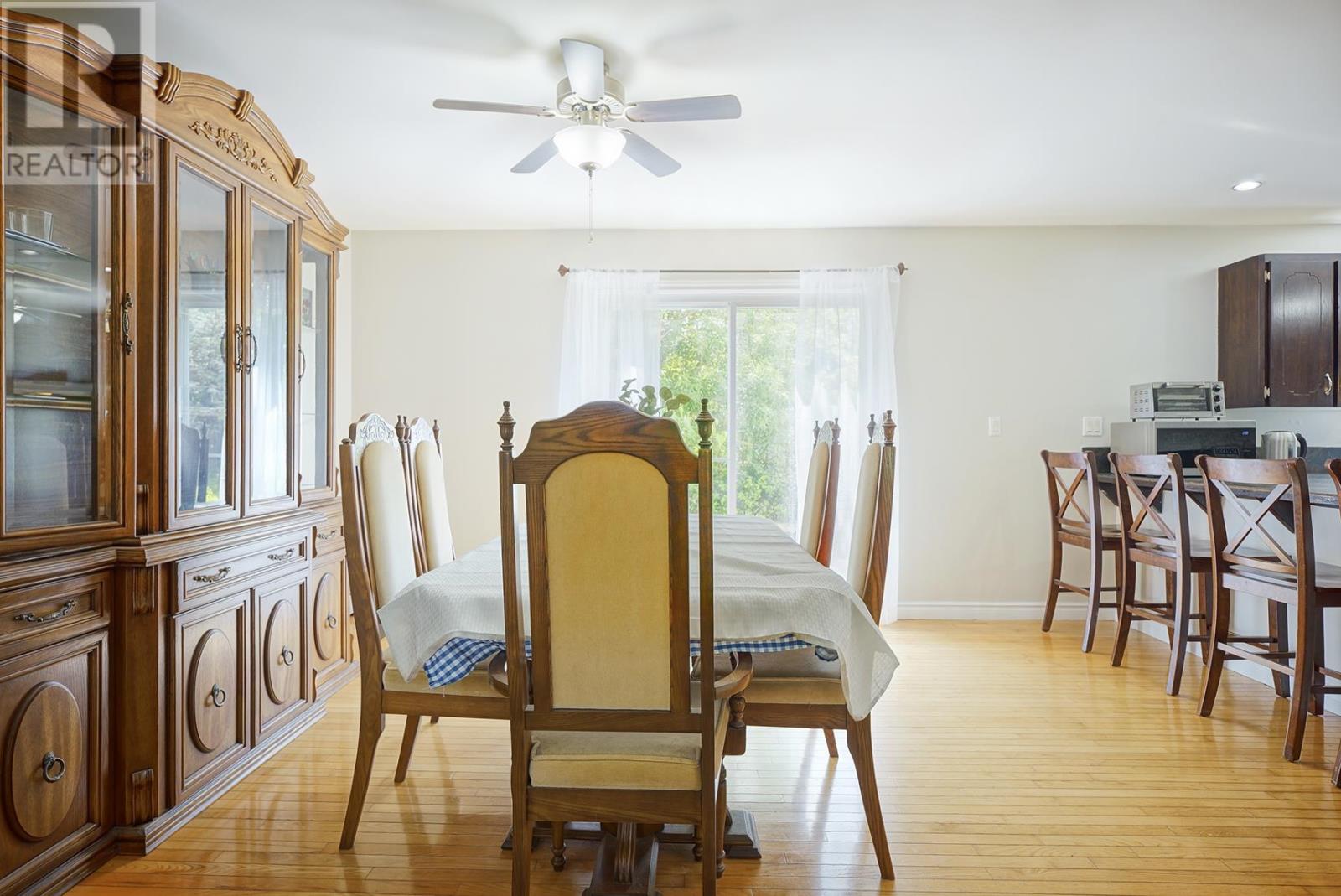 14 St. Catherines Avenue Property Photo 7
