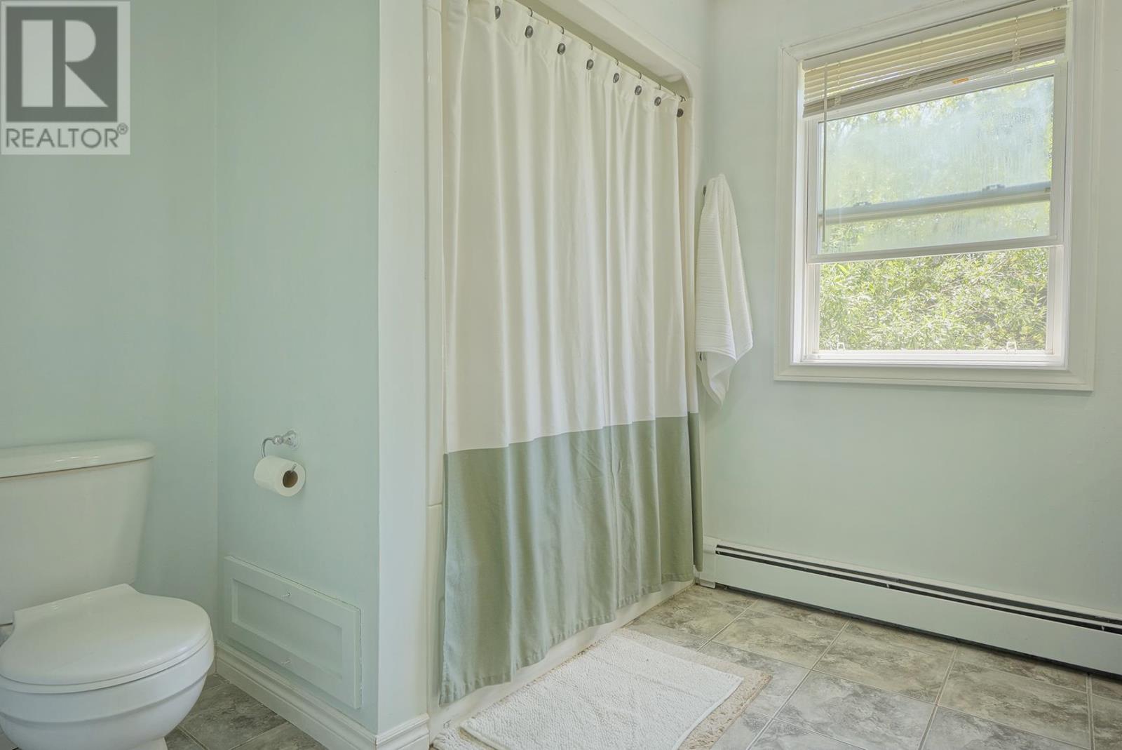 14 St. Catherines Avenue Property Photo 20