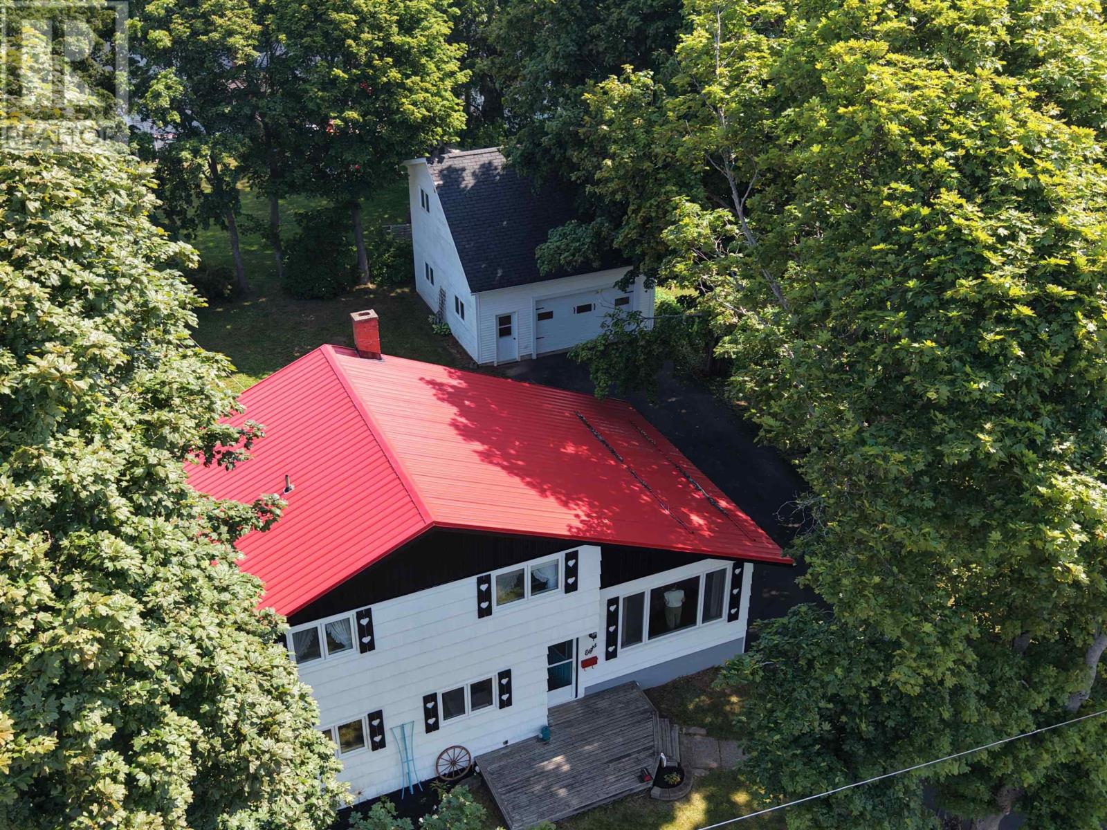 8 Allison Avenue Property Photo 3
