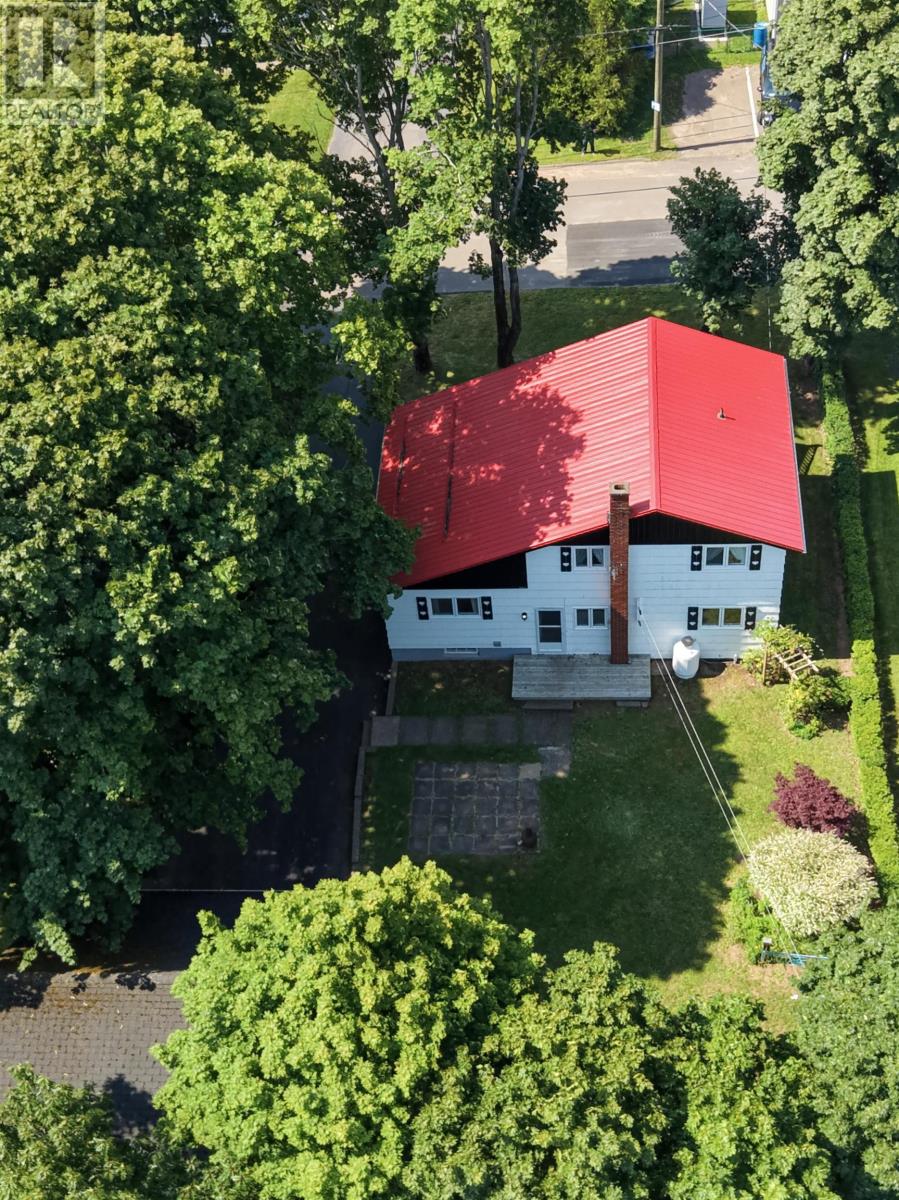 8 Allison Avenue Property Photo 4