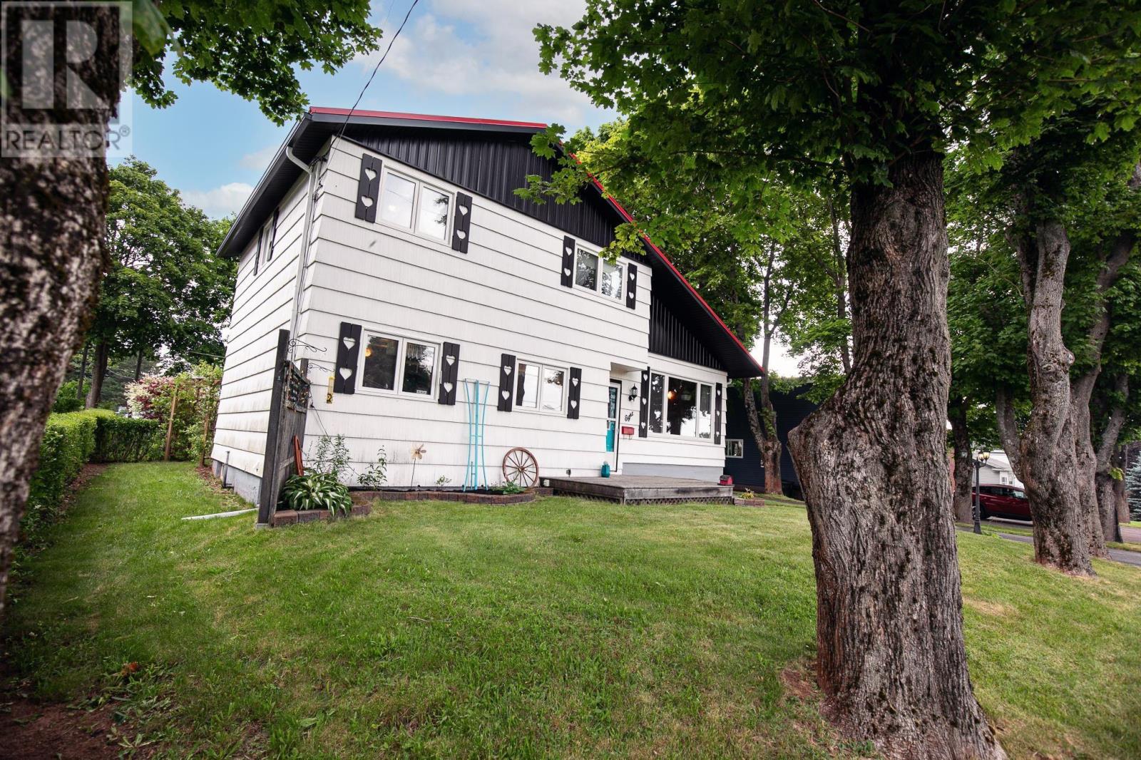 8 Allison Avenue Property Photo 6
