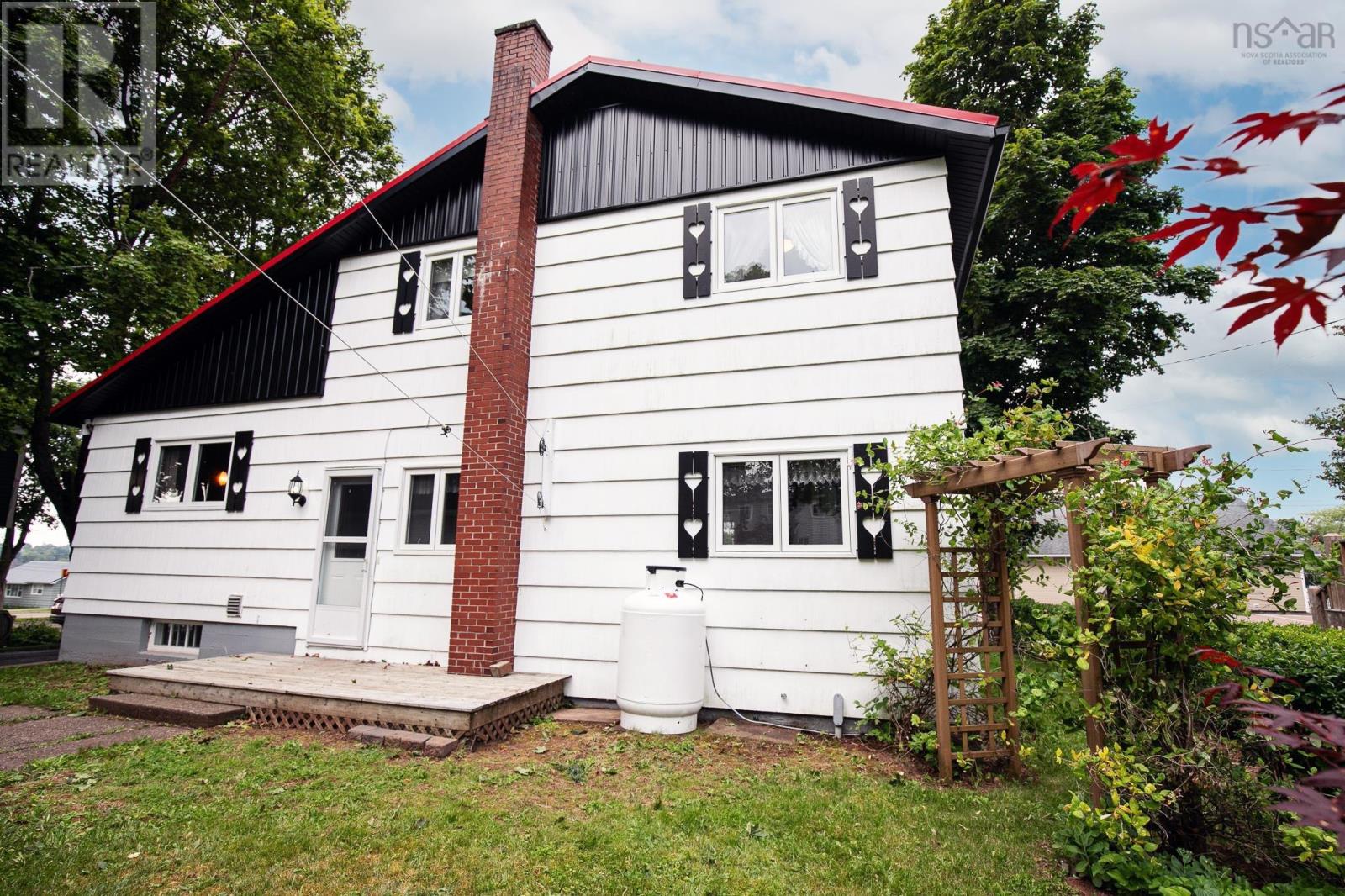 8 Allison Avenue Property Photo 9