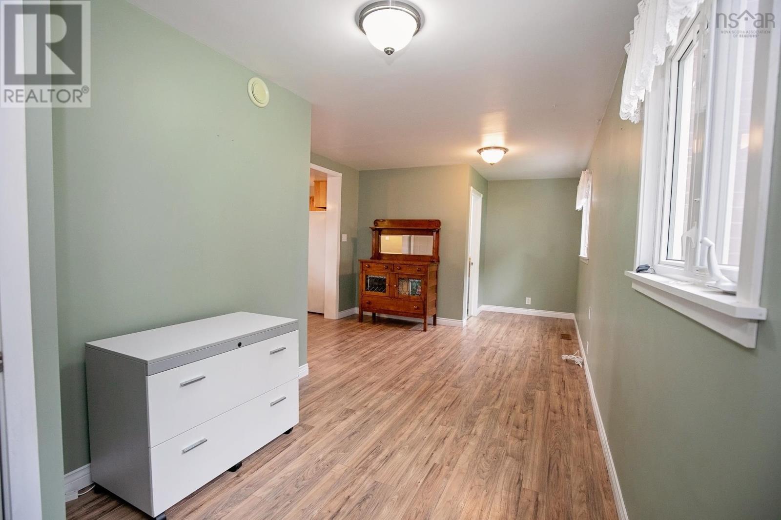 8 Allison Avenue Property Photo 30