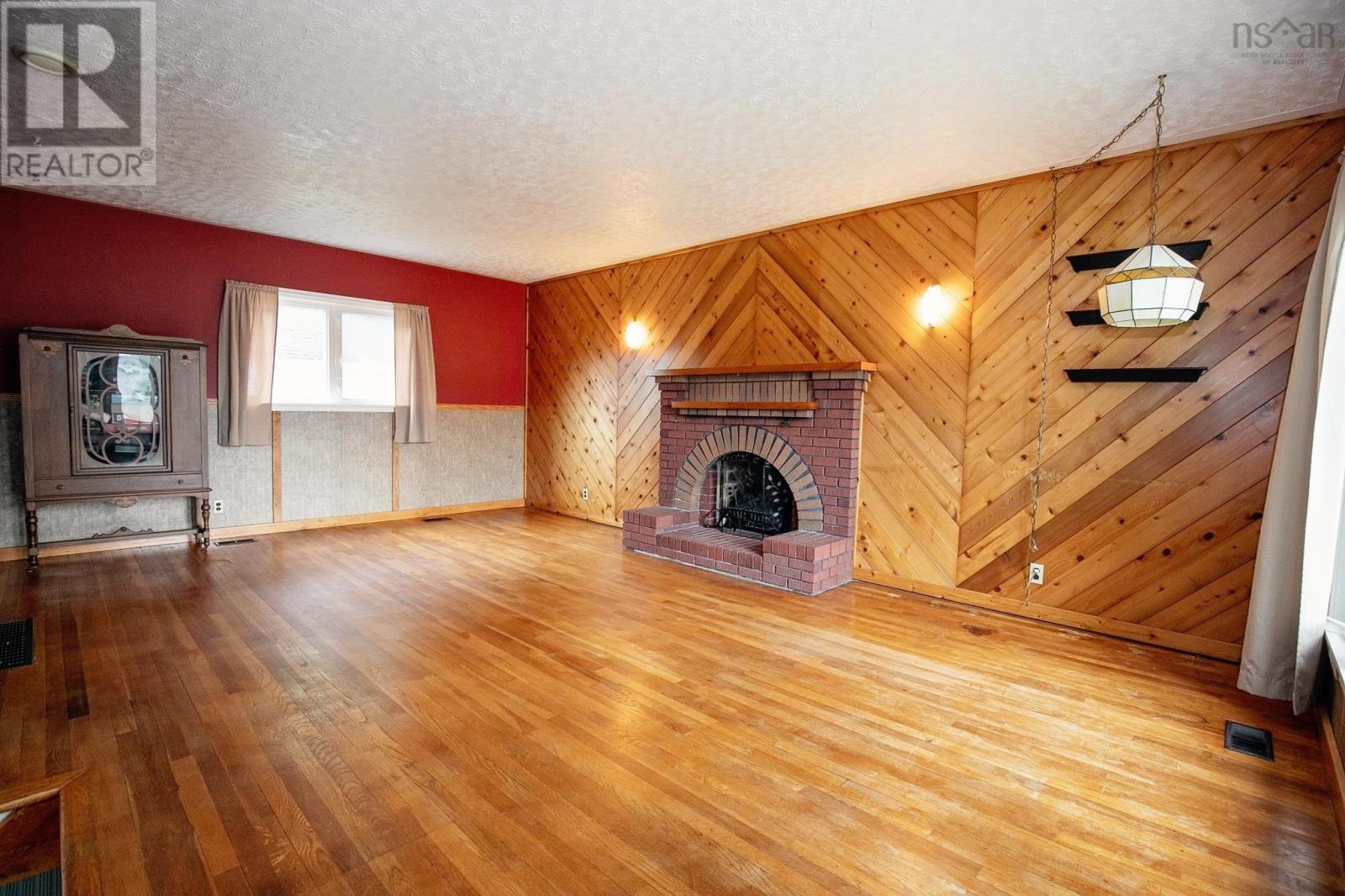 8 Allison Avenue Property Photo 33