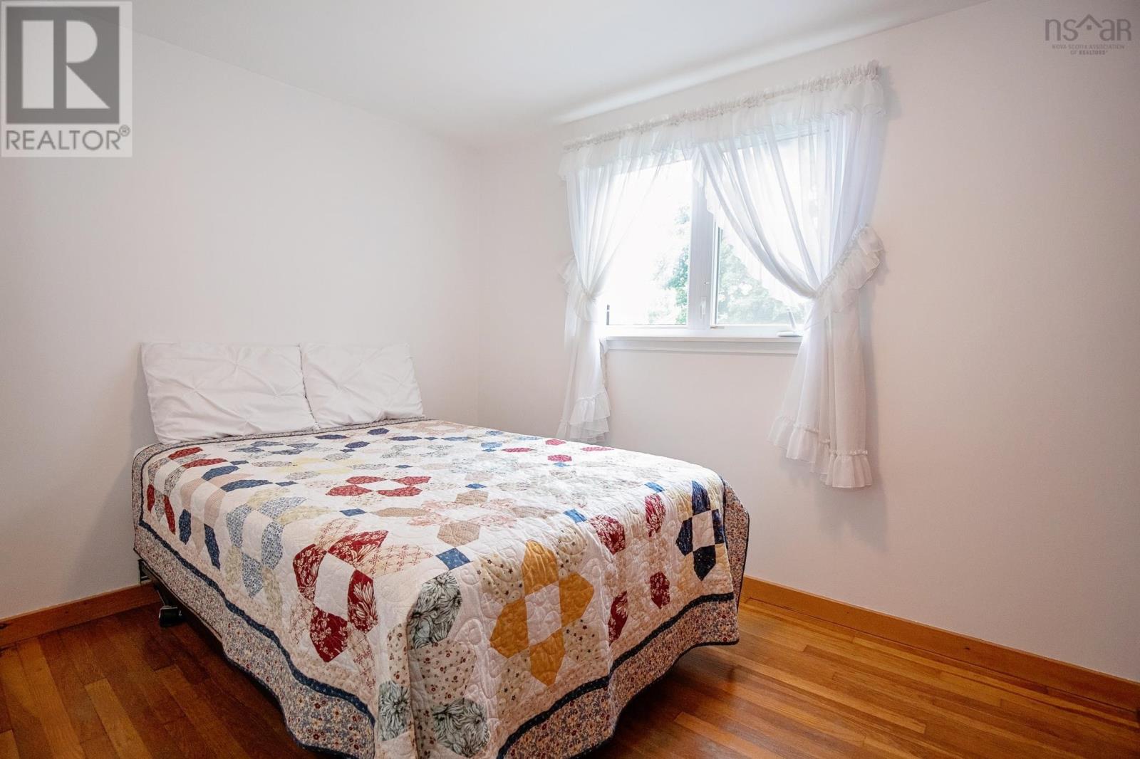 8 Allison Avenue Property Photo 40