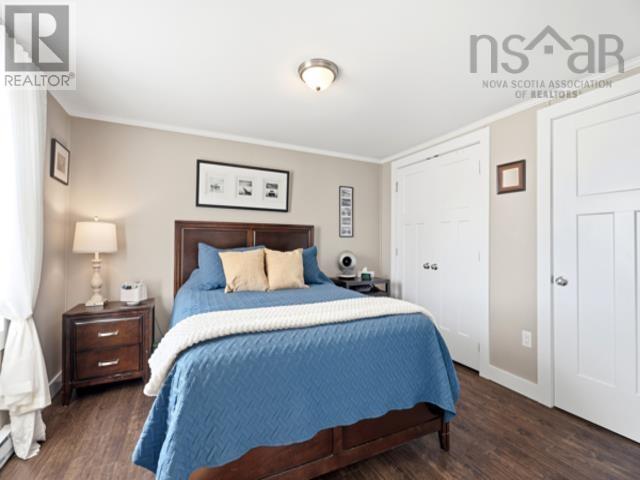 1031 West Bay Road Property Photo 28