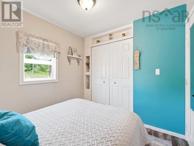 1031 West Bay Road Property Photo 43