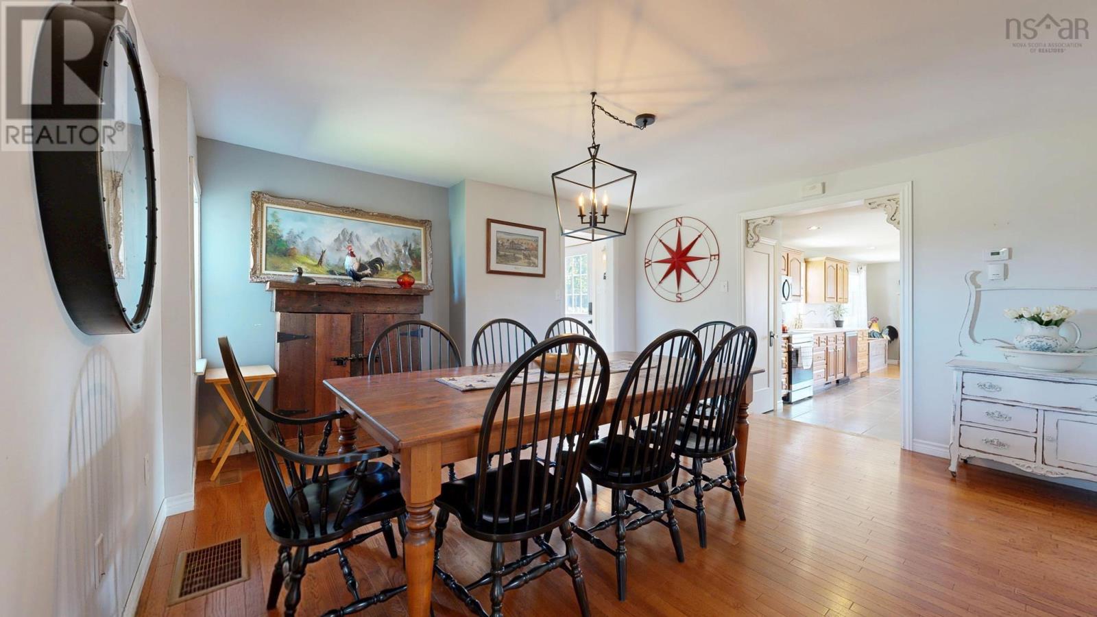718 Small Gains Road Property Photo 10
