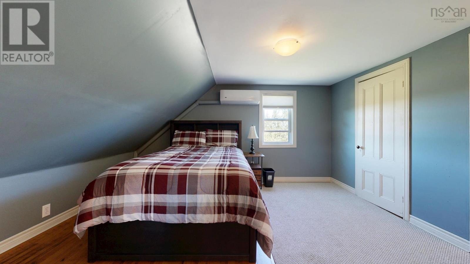 718 Small Gains Road Property Photo 26