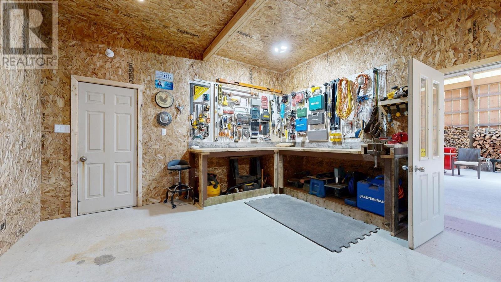 718 Small Gains Road Property Photo 35