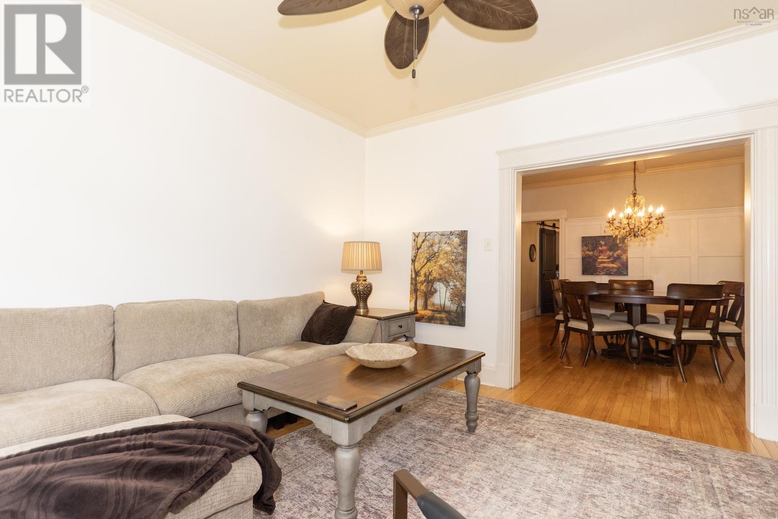 20 Regent Street Property Photo 15