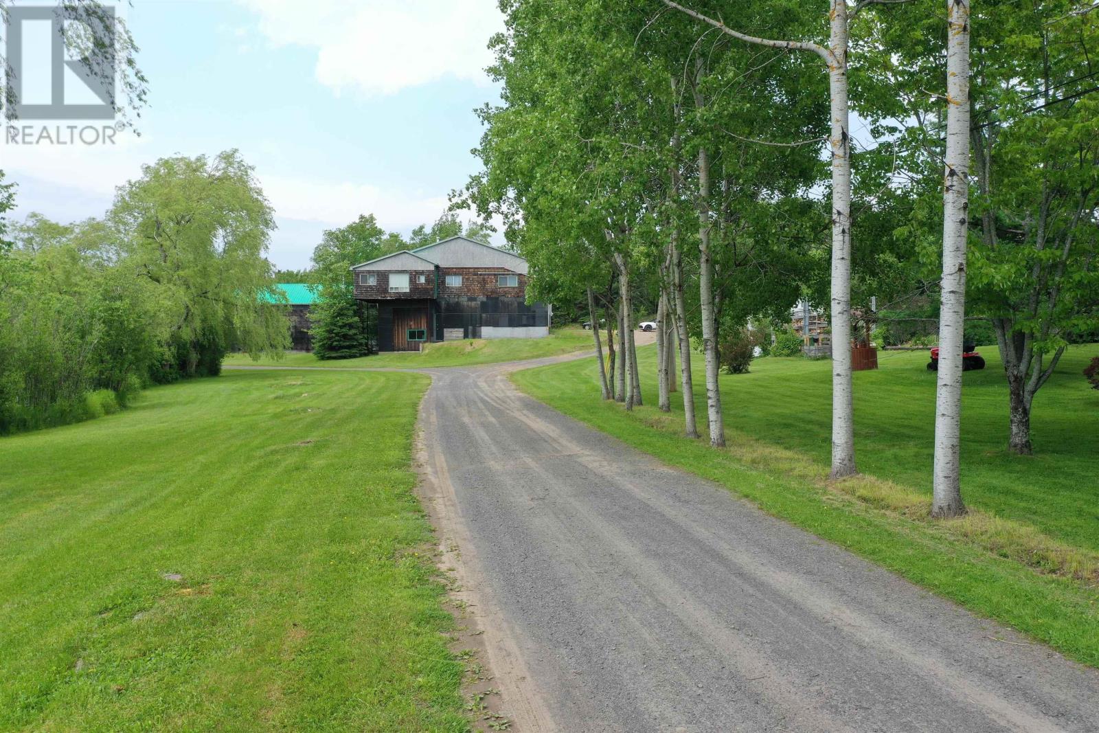 6185 Highway 4 Property Photo 2