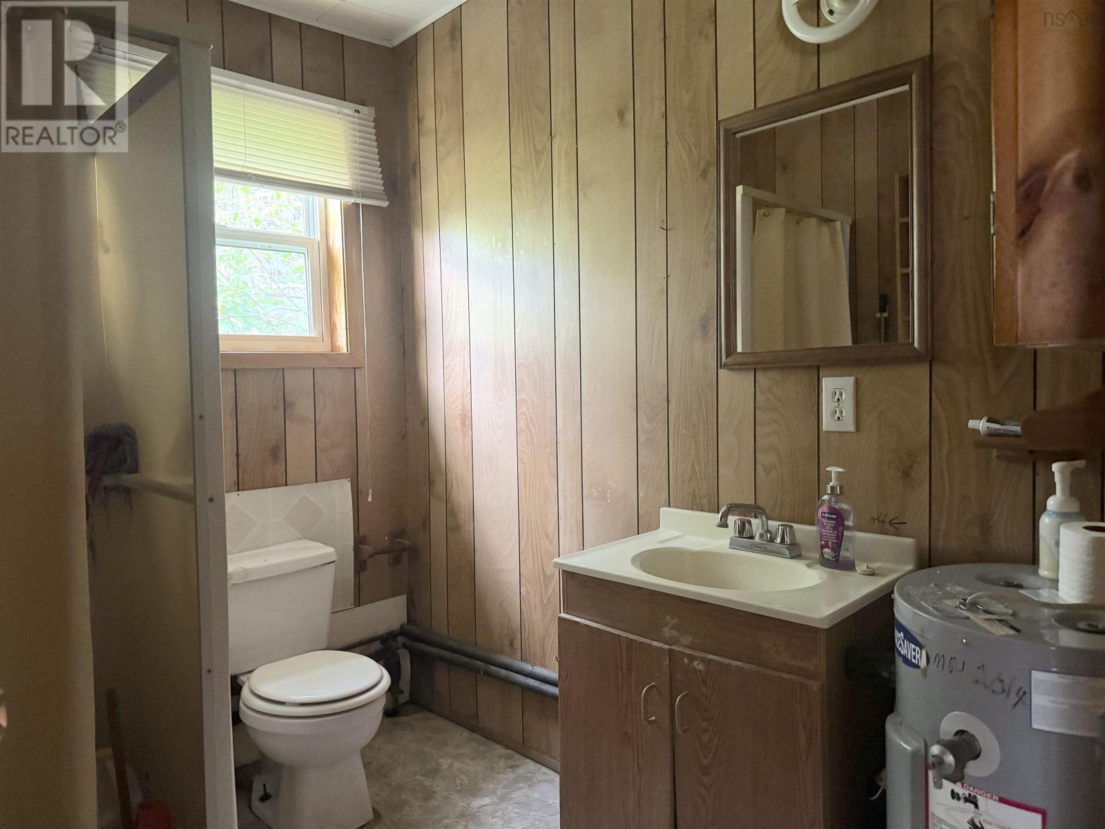 19303 19 Highway Property Photo 7