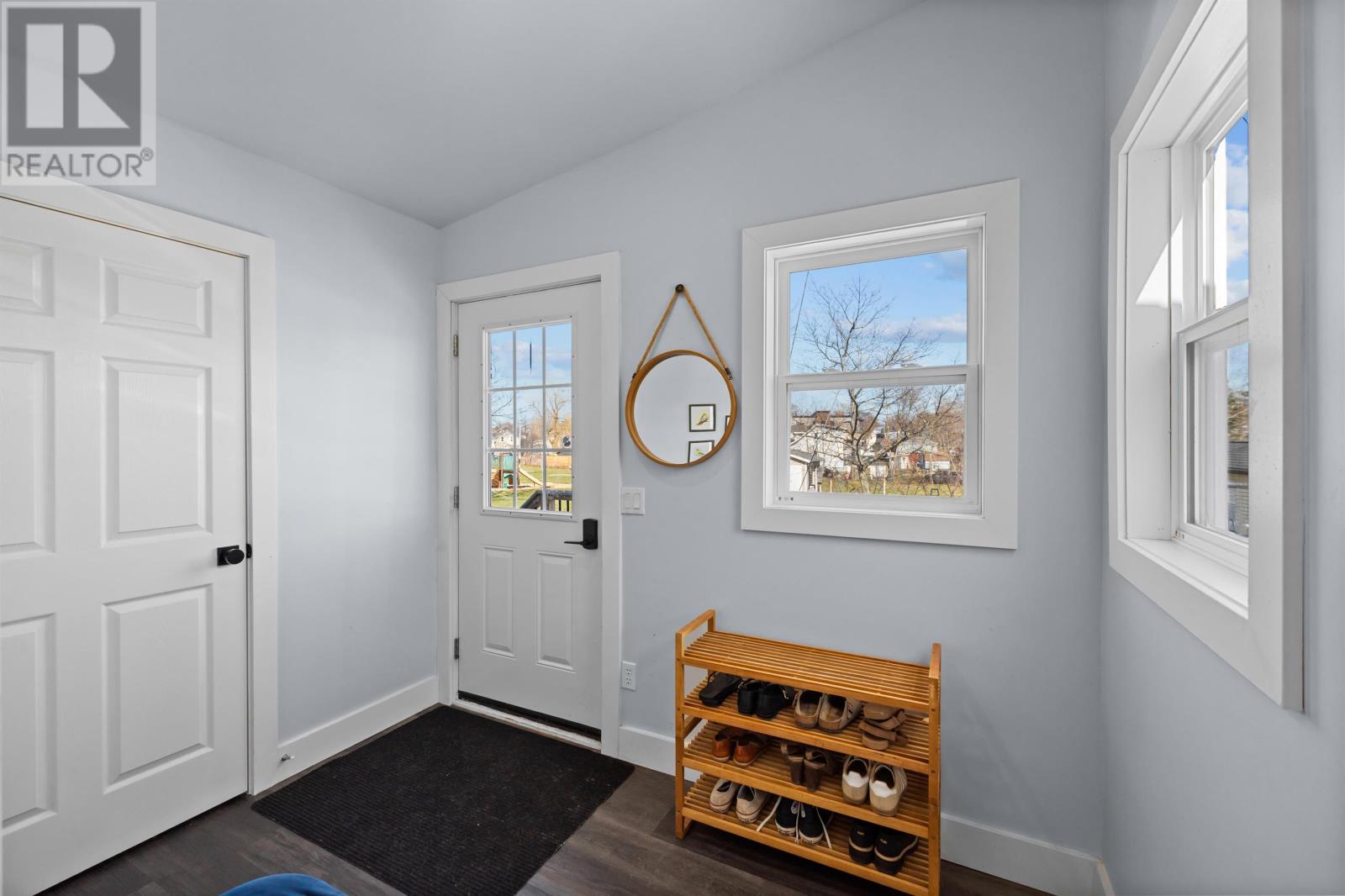 9 Desbrisay Crescent Property Photo 3