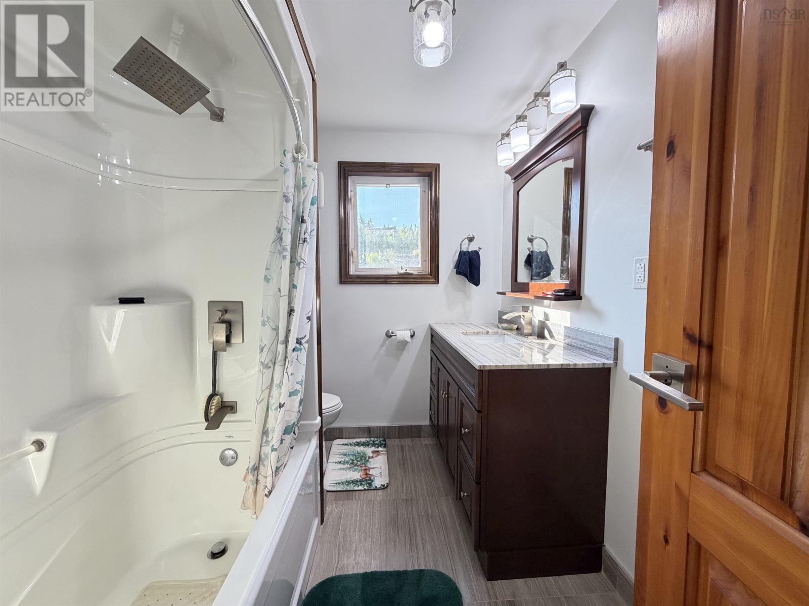 29 Chittick Crest Property Photo 41