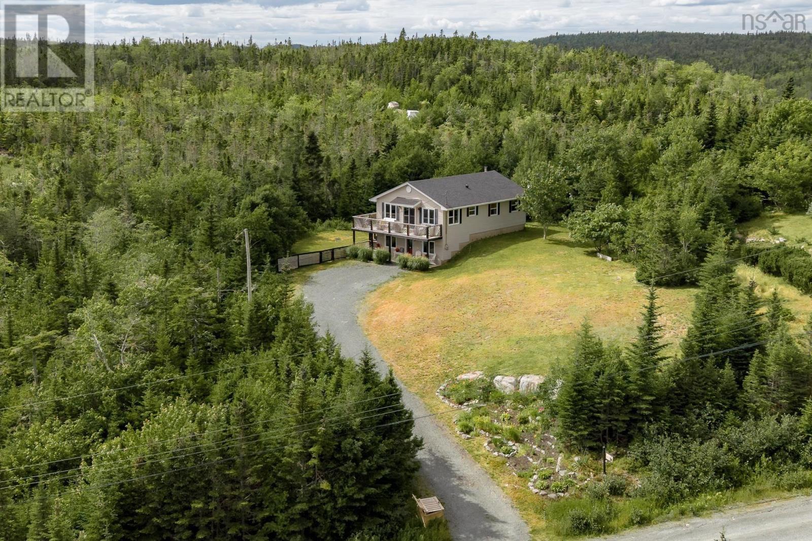 26 Split Rock Drive Property Photo 1