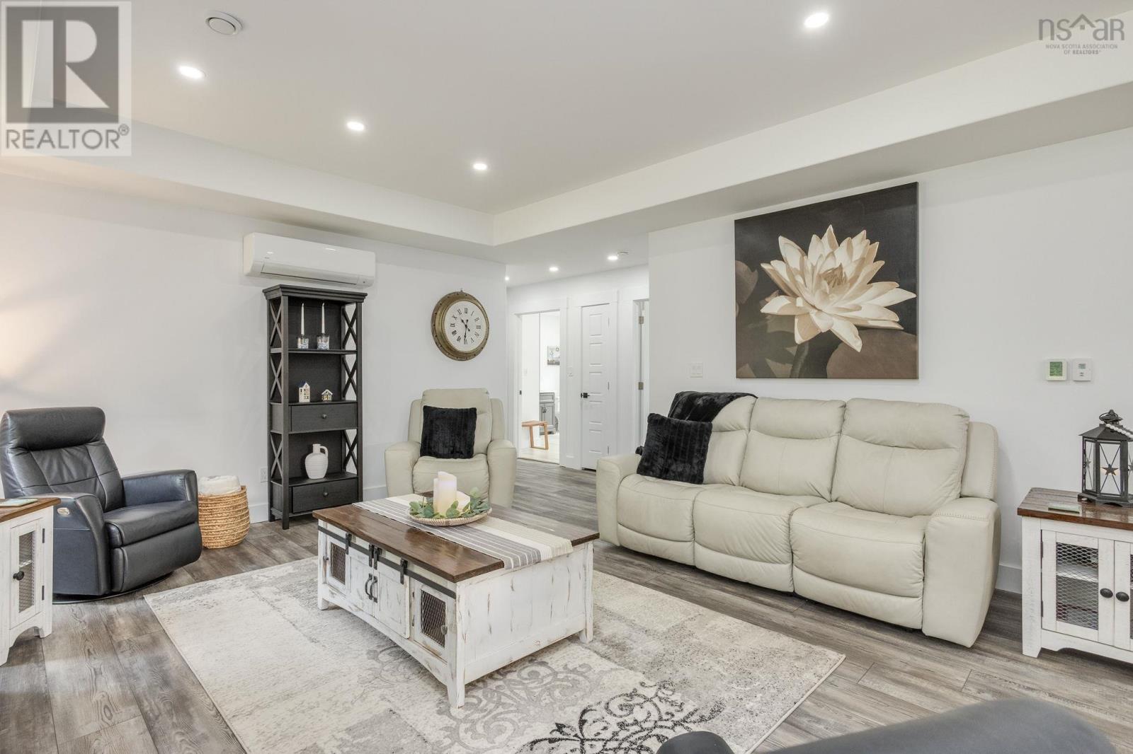 6718 1 Highway Property Photo 14