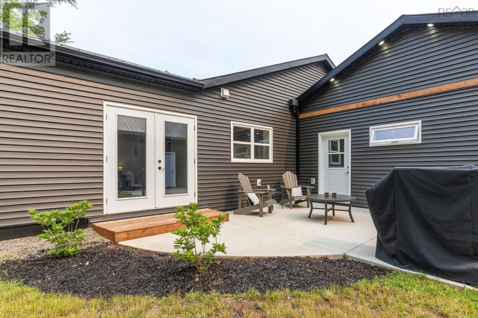6718 1 Highway Property Photo 44