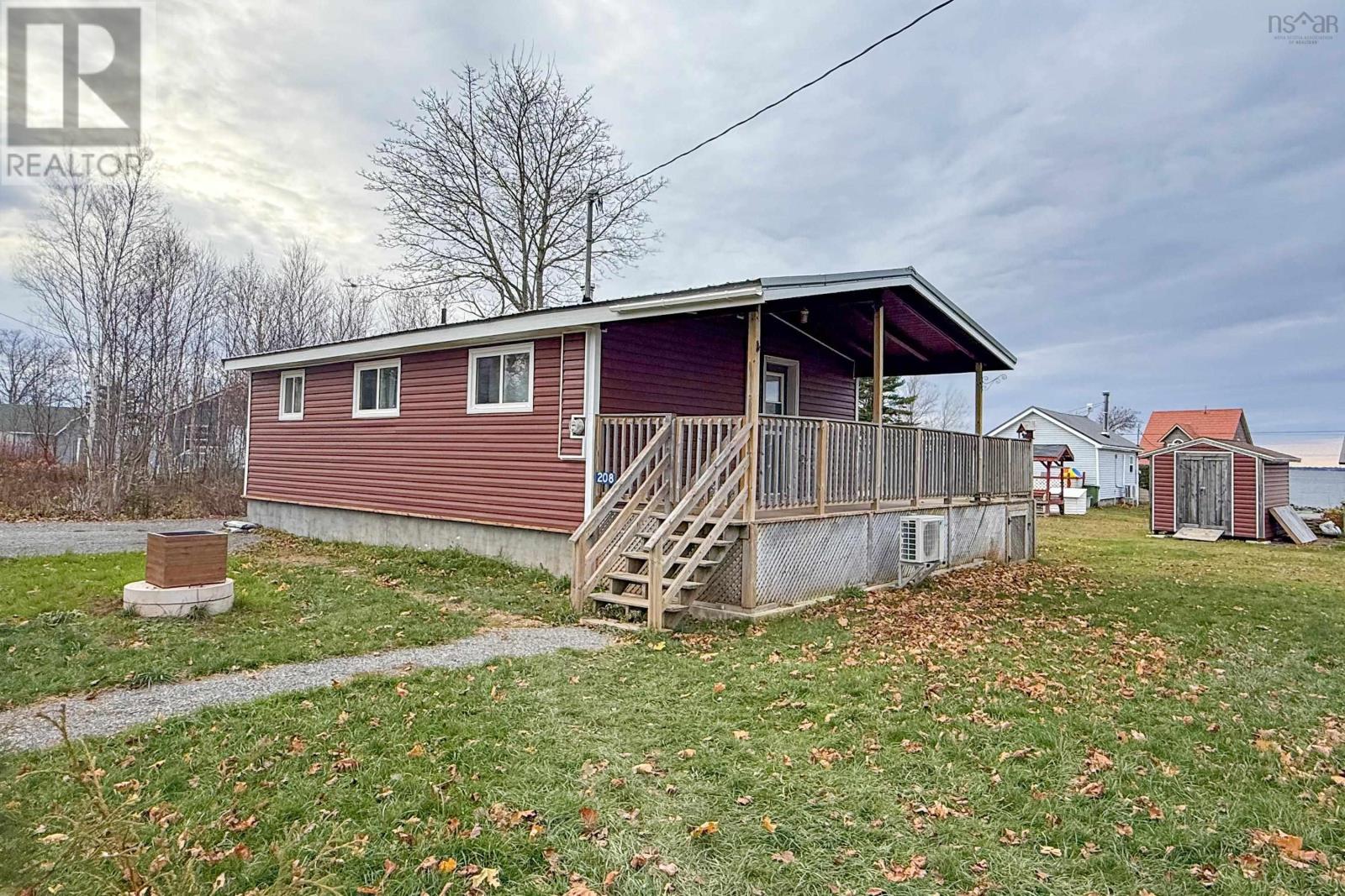 208 Jackson Point Road Property Photo 1