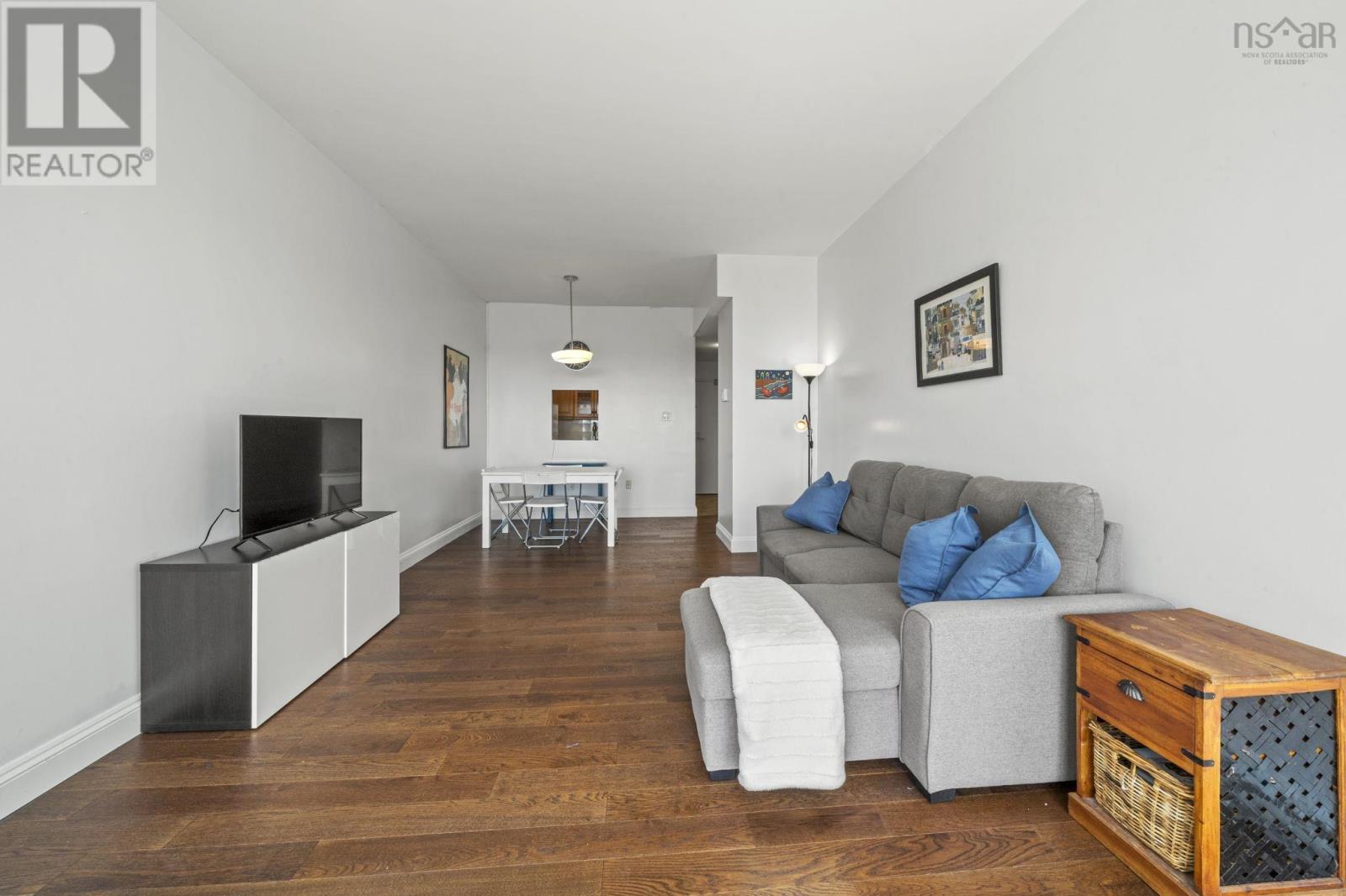 Ph6 5572 North Ridge Road Property Photo 11